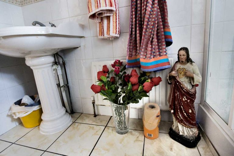 Sacred Heart's statue in a bathroom. Private home. Finglas. Dublin.